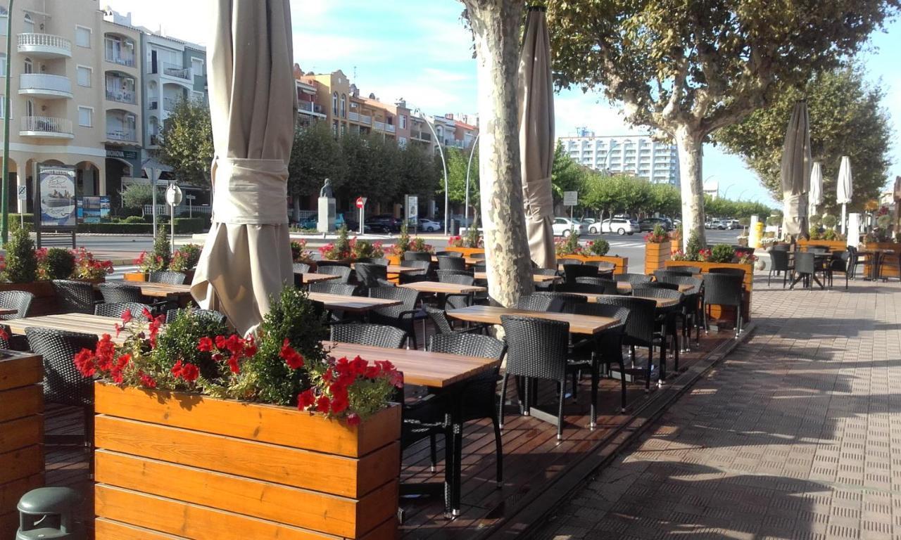 Appartamento Brisa De Mar Empuriabrava Esterno foto
